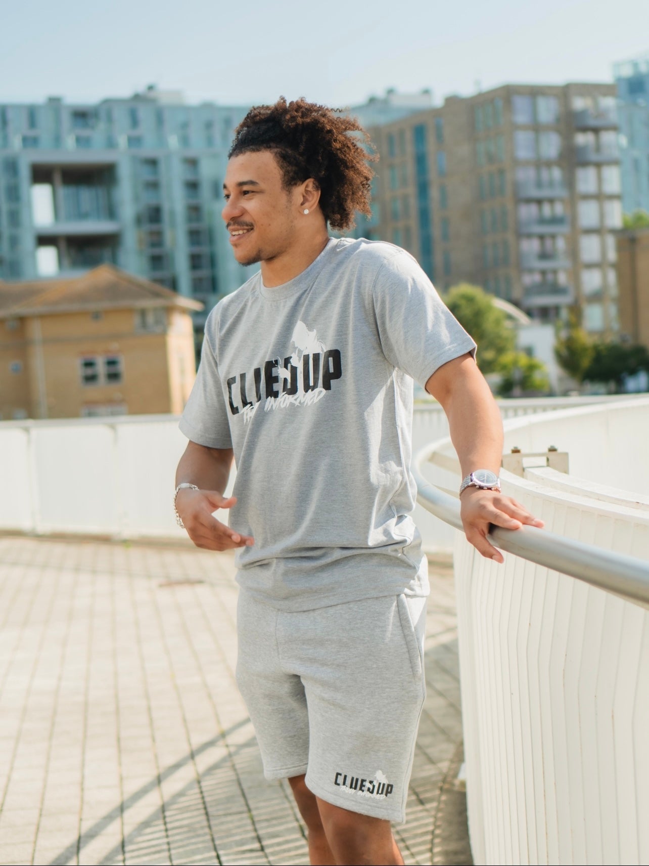 T-SHIRT & SHORT SET